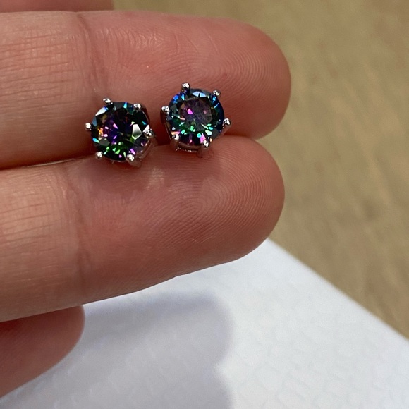 Mystic topaz rainbow crystal stud earrings - Picture 6 of 8
